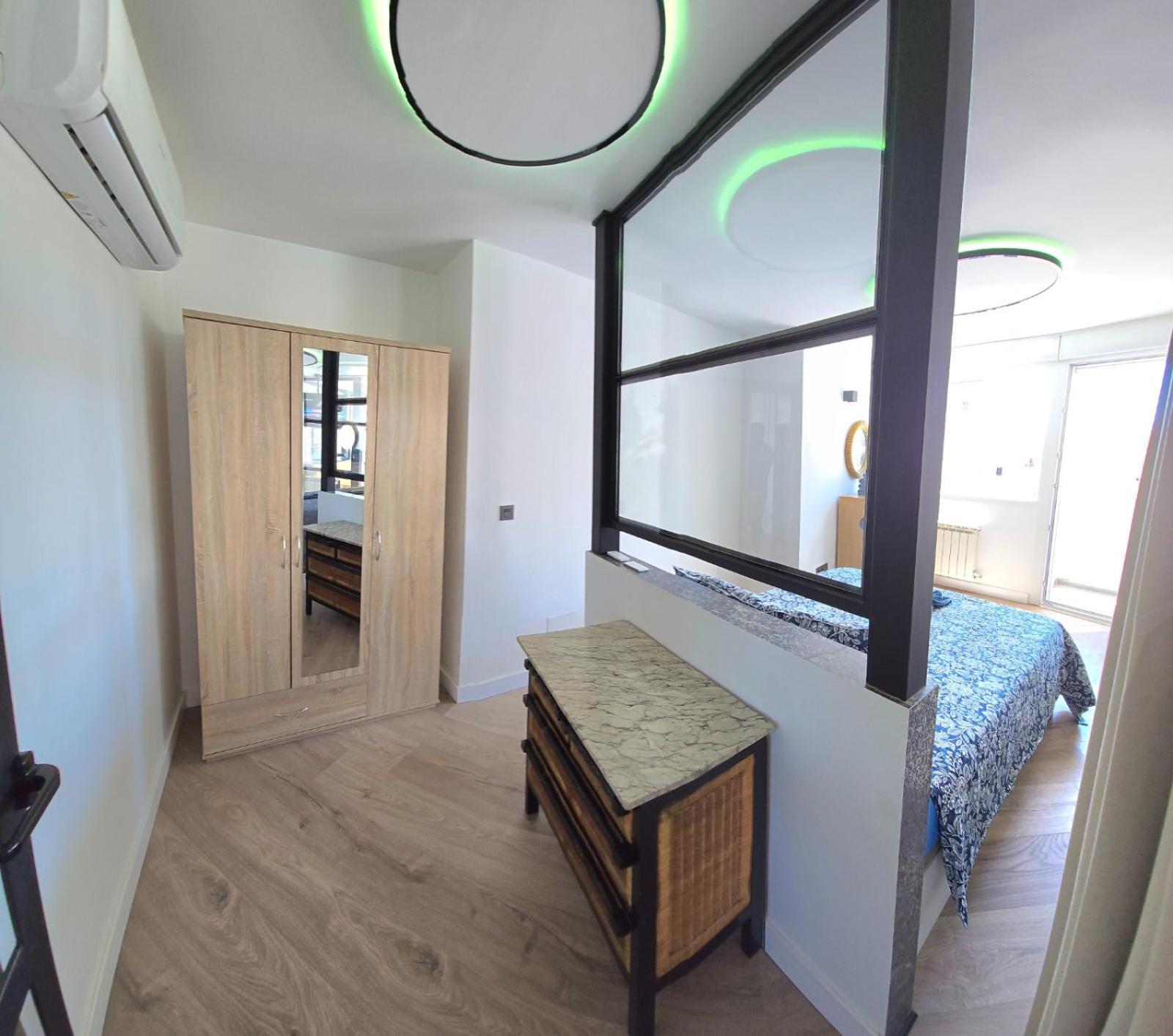 Crystal Elegance City Center With Seasonal Pool Lejlighed *