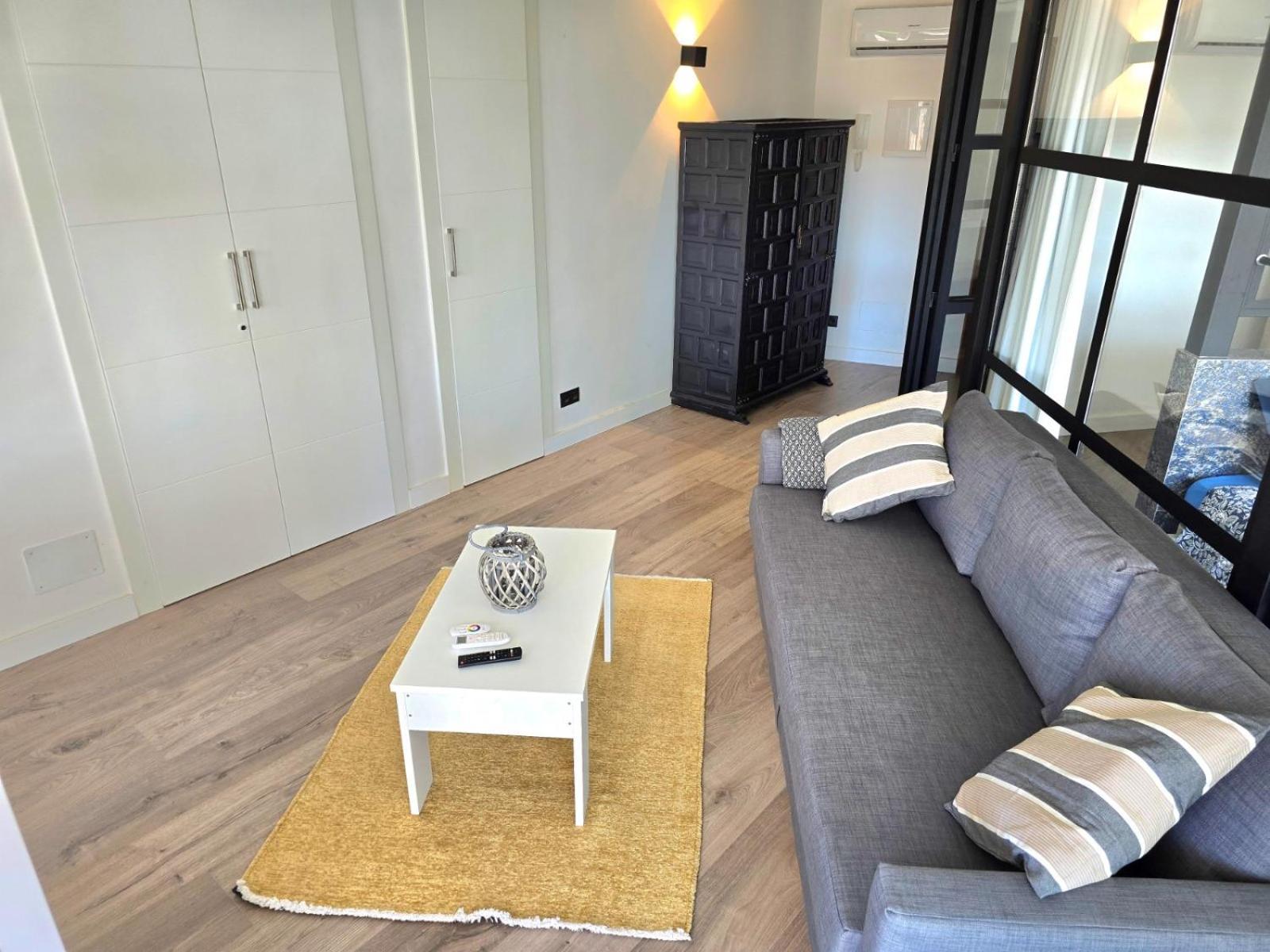 Lejlighed Crystal Elegance City Center With Seasonal Pool *